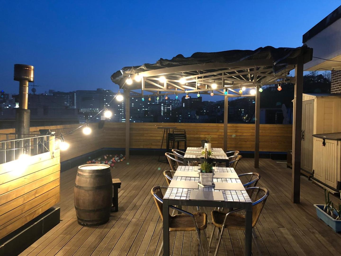 Space In Blackstone Seoul Bilik gambar