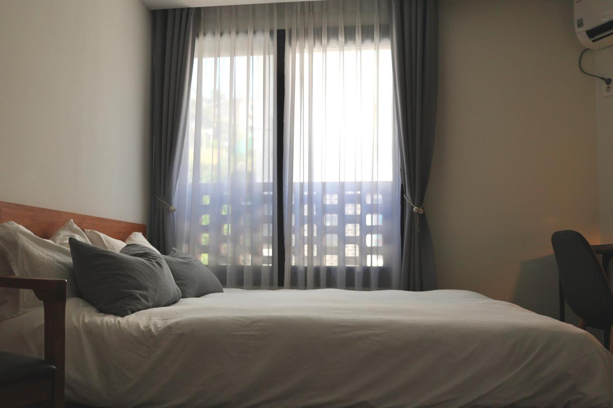 Space In Blackstone Seoul Bilik gambar