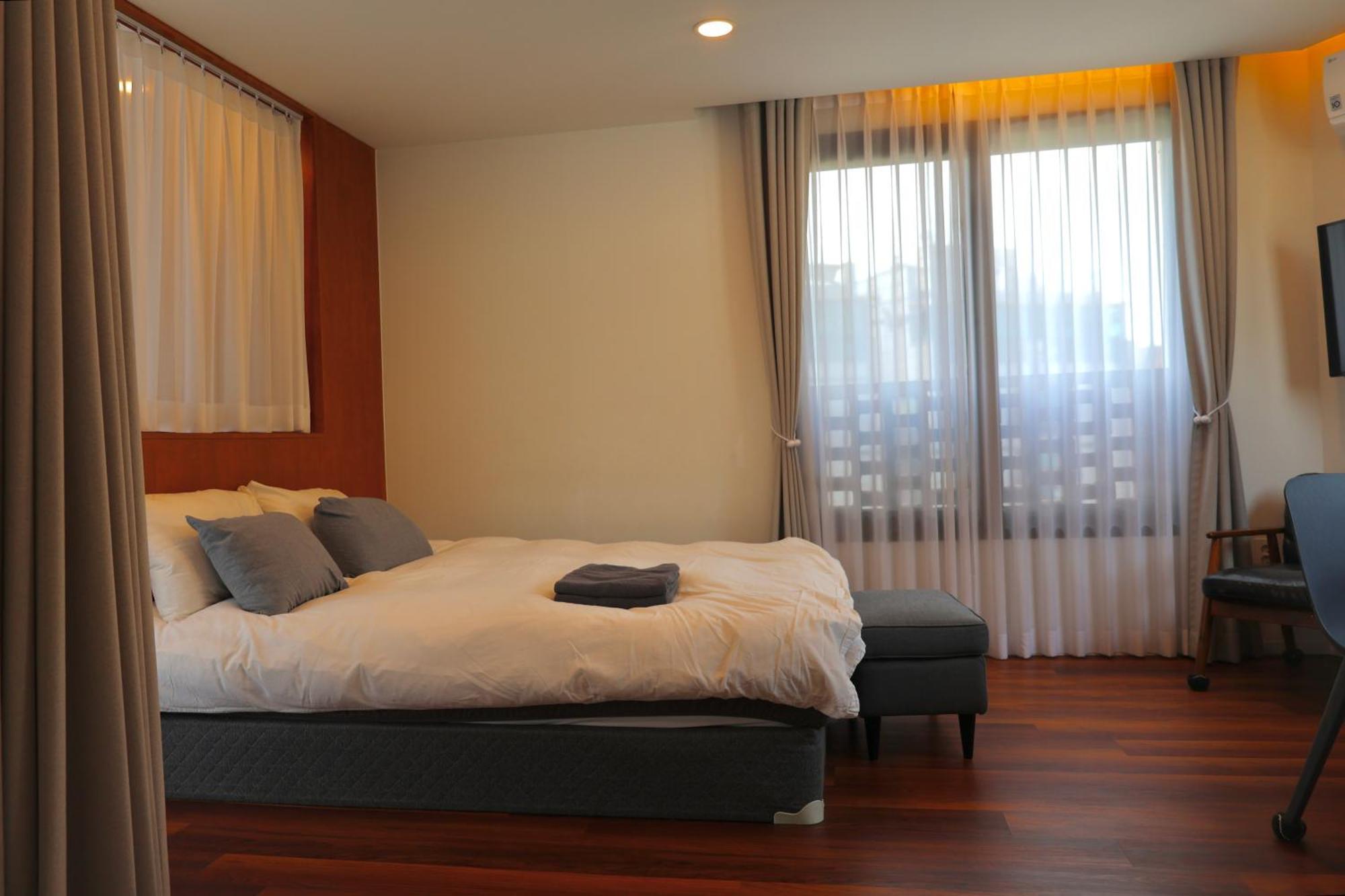 Space In Blackstone Seoul Bilik gambar
